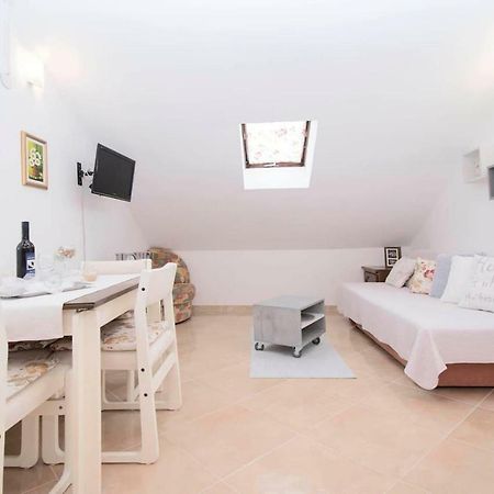 Apartamento Apartman Miletic Makarska Exterior foto